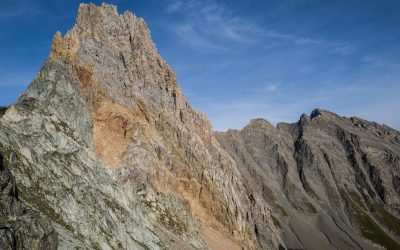 Aiguille de la Nova, pilier Sud